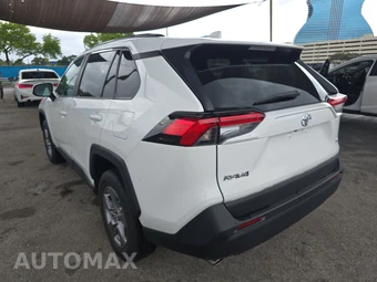 2024 Toyota RAV4 XLE - miniatura 6