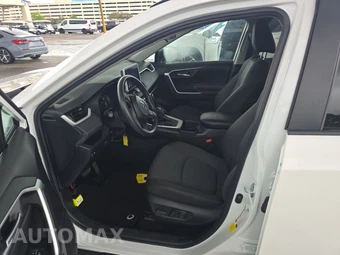 2024 Toyota RAV4 XLE - miniatura 7