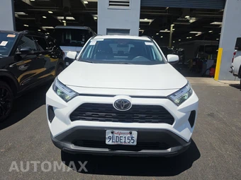 2024 Toyota RAV4 XLE - miniatura 2