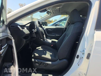 2024 Toyota RAV4 XLE - miniatura 7