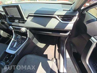 2024 Toyota RAV4 XLE - miniatura 19