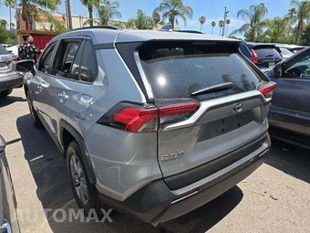 2024 Toyota RAV4 XLE - miniatura 2