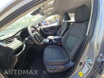 2024 Toyota RAV4 XLE - miniatura 6
