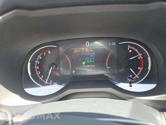 2024 Toyota RAV4 XLE - miniatura 9