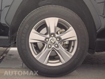 2024 Toyota RAV4 XLE - miniatura 10