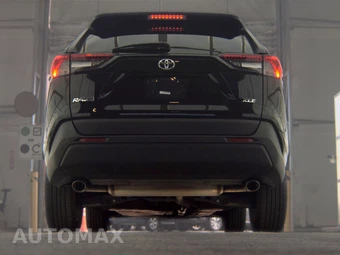 2024 Toyota RAV4 XLE - miniatura 7