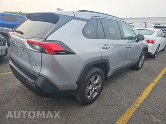 2024 Toyota RAV4 XLE - miniatura 4