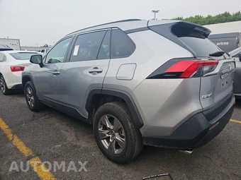 2024 Toyota RAV4 XLE - miniatura 6