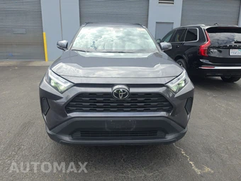 2024 Toyota RAV4 XLE - miniatura 2