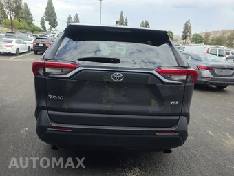 2024 Toyota RAV4 XLE - miniatura 5