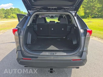 2024 Toyota RAV4 XLE - miniatura 11