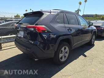 2024 Toyota RAV4 XLE - miniatura 4