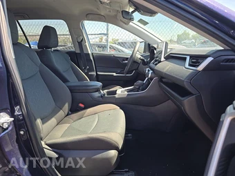 2024 Toyota RAV4 XLE - miniatura 8