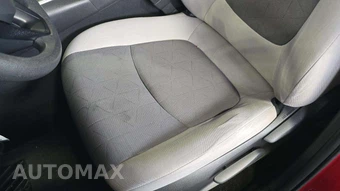 2024 Toyota RAV4 XLE - miniatura 24