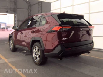 2024 Toyota RAV4 XLE - miniatura 6