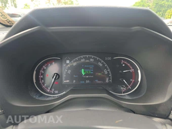 2024 Toyota RAV4 XLE - miniatura 9