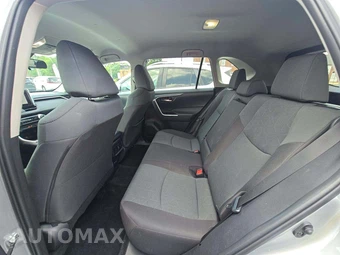 2024 Toyota RAV4 XLE - miniatura 13