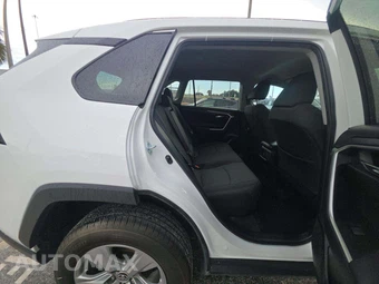 2024 Toyota RAV4 XLE - miniatura 16