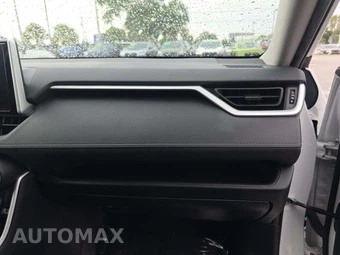 2024 Toyota RAV4 XLE - miniatura 19