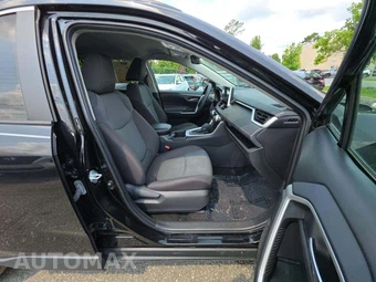 2024 Toyota RAV4 XLE - miniatura 18