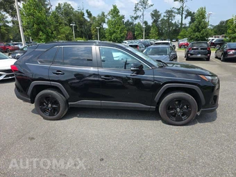 2024 Toyota RAV4 XLE - miniatura 4