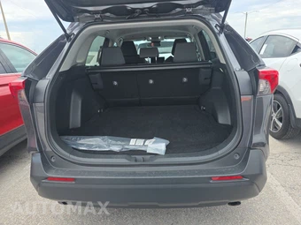 2024 Toyota RAV4 XLE - miniatura 16