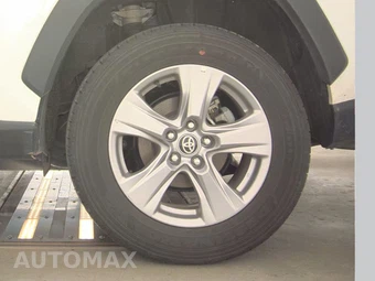 2024 Toyota RAV4 XLE – miniatura 12