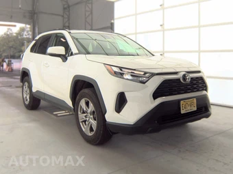 2024 Toyota RAV4 XLE – miniatura 4