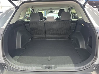 2024 Toyota RAV4 XLE – miniatura 16