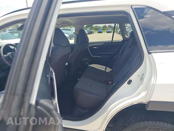 2024 Toyota RAV4 XLE - miniatura 10