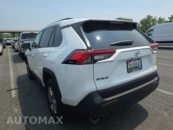 2024 Toyota RAV4 XLE - miniatura 6