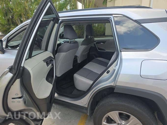 2024 Toyota RAV4 XLE - miniatura 13