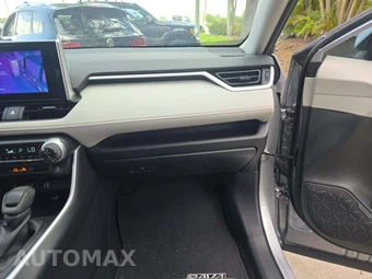 2024 Toyota RAV4 XLE - miniatura 19