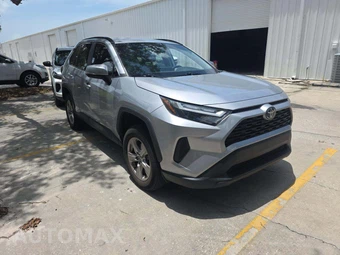 2024 Toyota RAV4 XLE - miniatura 4