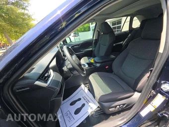 2024 Toyota RAV4 XLE - miniatura 6