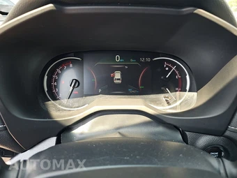 2024 Toyota RAV4 XLE - miniatura 12