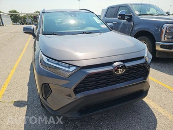 2024 Toyota RAV4 XLE - miniatura 2