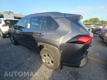 2024 Toyota RAV4 XLE - miniatura 6