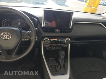 2024 Toyota RAV4 XLE – miniatura 11