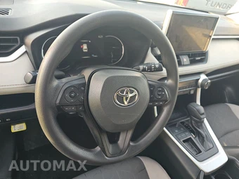 2024 Toyota RAV4 XLE - miniatura 10