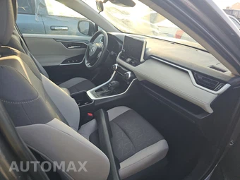 2024 Toyota RAV4 XLE - miniatura 8