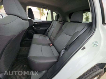 2024 Toyota RAV4 XLE - miniatura 10