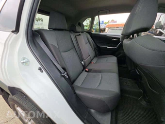 2024 Toyota RAV4 XLE - miniatura 13