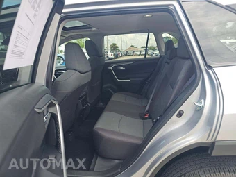 2024 Toyota RAV4 XLE - miniatura 10