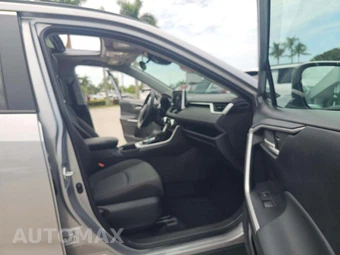 2024 Toyota RAV4 XLE - miniatura 15