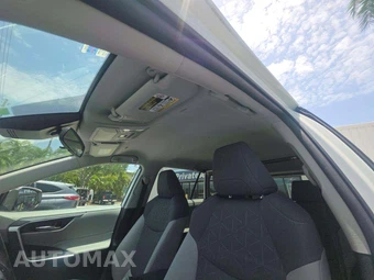 2024 Toyota RAV4 XLE - miniatura 11