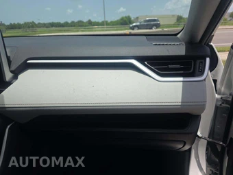 2024 Toyota RAV4 XLE - miniatura 19