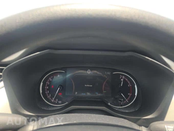 2024 Toyota RAV4 XLE - miniatura 9