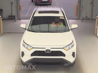 2024 Toyota RAV4 XLE - miniatura 2
