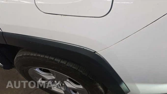 2024 Toyota RAV4 XLE - miniatura 25